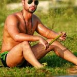 Indian Gay Porn: Sexy desi hunk exposing his hot body in a naked Tarzan photoshoot