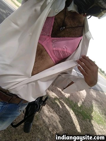 Indian Gay Porn: Sexy desi slut wearing bra and panties under formals and exposing outdoor