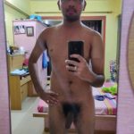 Indian Gay Porn: Sexy desi crossdresser showing off his hot body in a slutty bra as well as butt naked