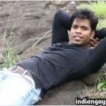 Indian Gay Porn: Sexy desi exhibitionist enjoying a naked show out in the open