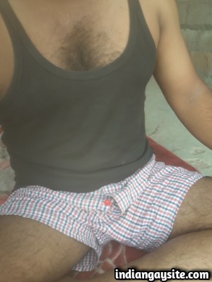 Indian Gay Erotica of Losing Virginity to Uncle