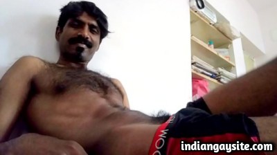 Indian Gay Porn Video of Mallu Guy Wanking Naked