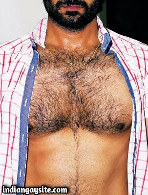 Hairy desi hunk showing nude furry body