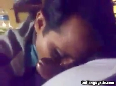 Gay hookup blowjob from a slutty desi daddy